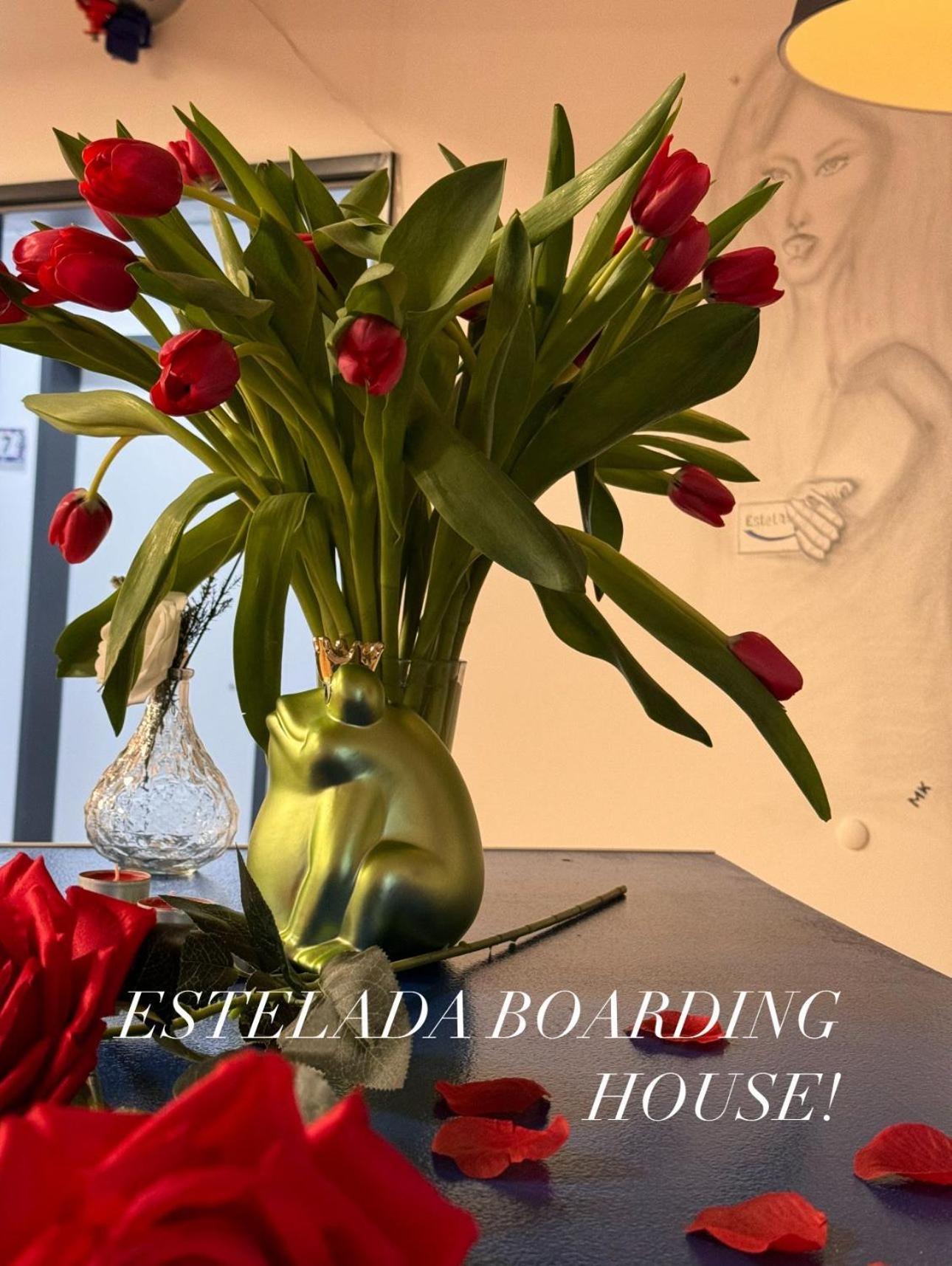 Estelada Boarding Houses Berg Am Laim Мюнхен Екстериор снимка
